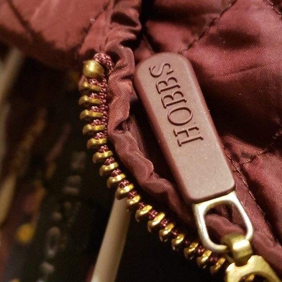 Hobbs of London UK 14/US 12 Quilted High Quality Detailing Coat L:33" EUC Maroon - Picture 6 of 6